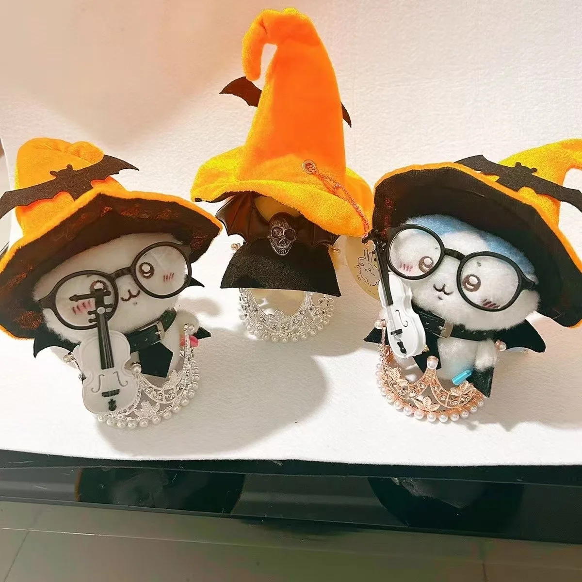 Śliczny Chiikawa Hachiware Usagi Śliczna seria skrzypiec na Halloween zdejmowany, pluszowy brelok do plecaka na prezenty dla dzieci