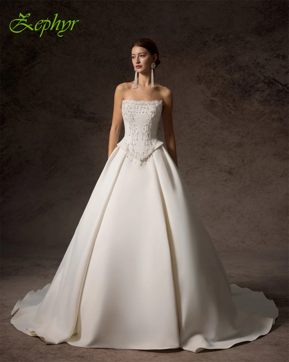 Personalizado elegante branco cetim vestido de casamento formal sem alças sem mangas vestidos de noiva boho a linha tribunal trem novia