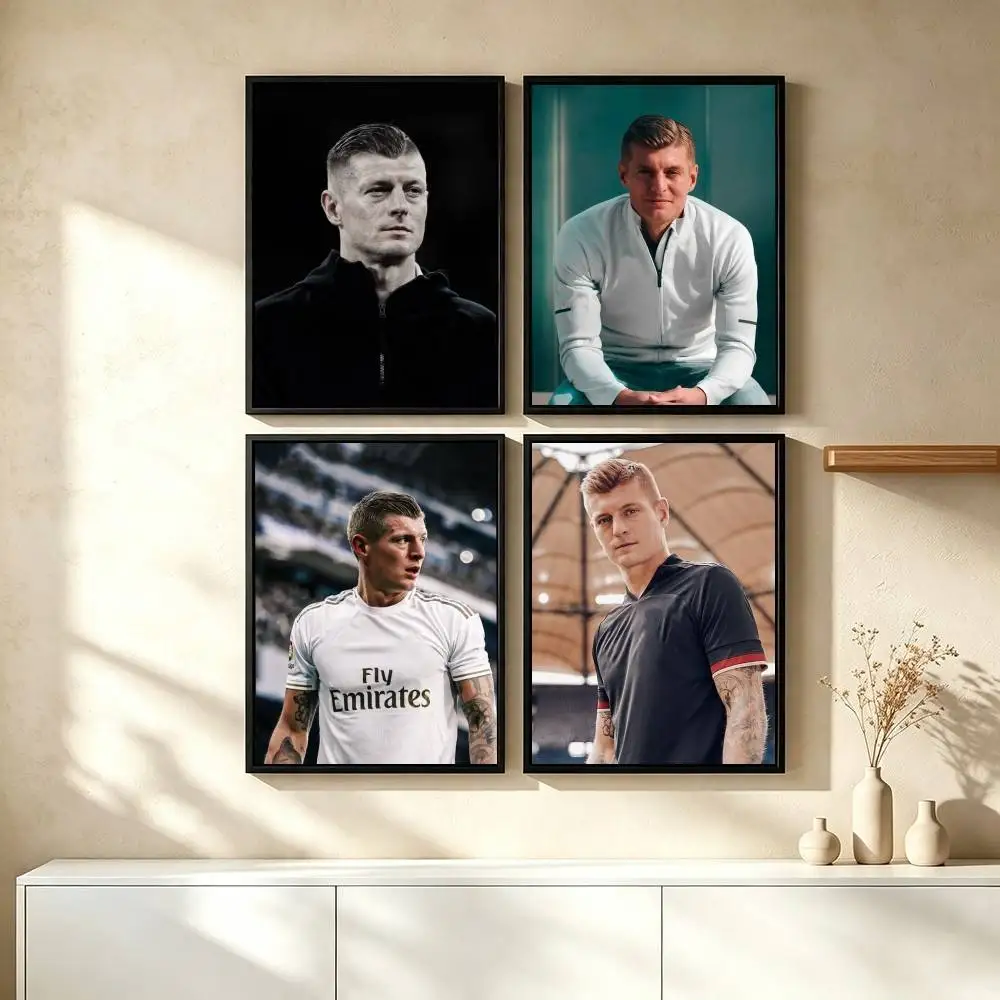 T-Toni Kroos Football Player Poster High Quality Dorm Living Room Aesthetic Wall Decoration Painting Stickers Gift