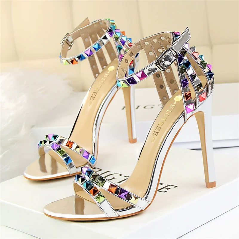Summer New High Heels Lacquer Leather Strap with Colorful Rivets Fine Heels Sandals Banquet Dress Large Size Sexy Women's Shoes