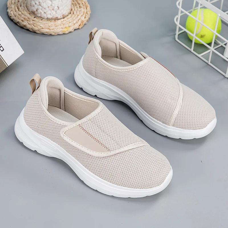 Women's Casual Shoes Thumb Eversion Adjusting Soft Comfortable Diabetic Man Shoes Loose Big Size  Flat Bottom Elderly Shoes