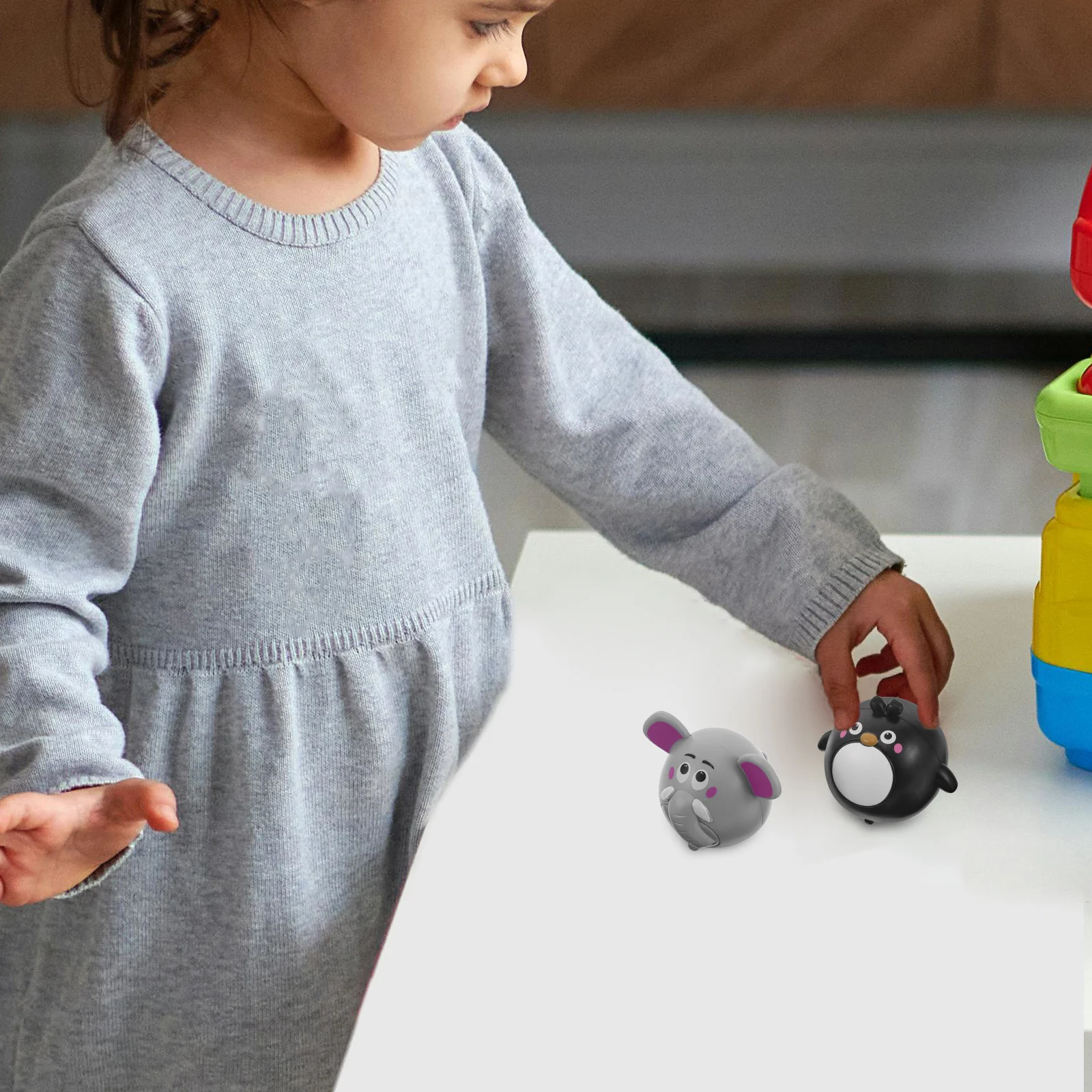 Mini coches de juguete con viñetas de animales para niños, mecanismo de inercia duradero, vehículos pequeños, recompensas en el aula, fiesta, 4 Uds.