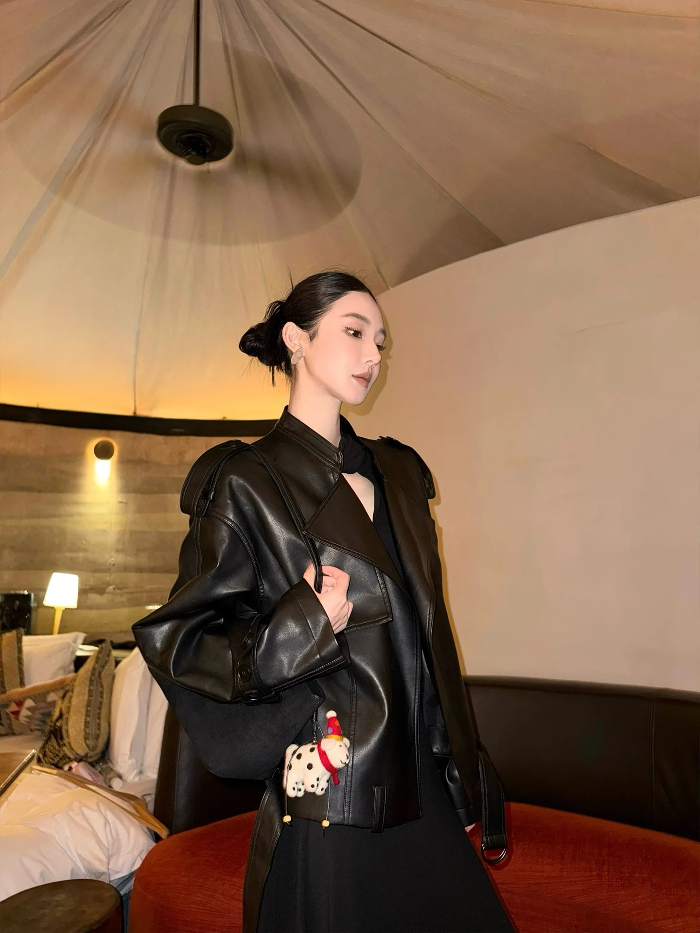 

Alin ort PU Leather Jaet Women's Versatile Motorcycle Sle Outerwear k Color Commute Faion Autumn Season