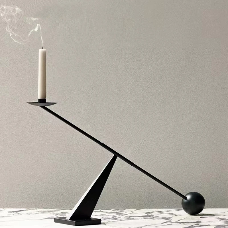 

Candlestick creative simplicity personality geometric lines romantic restaurant candlelight metal modern simplicity black