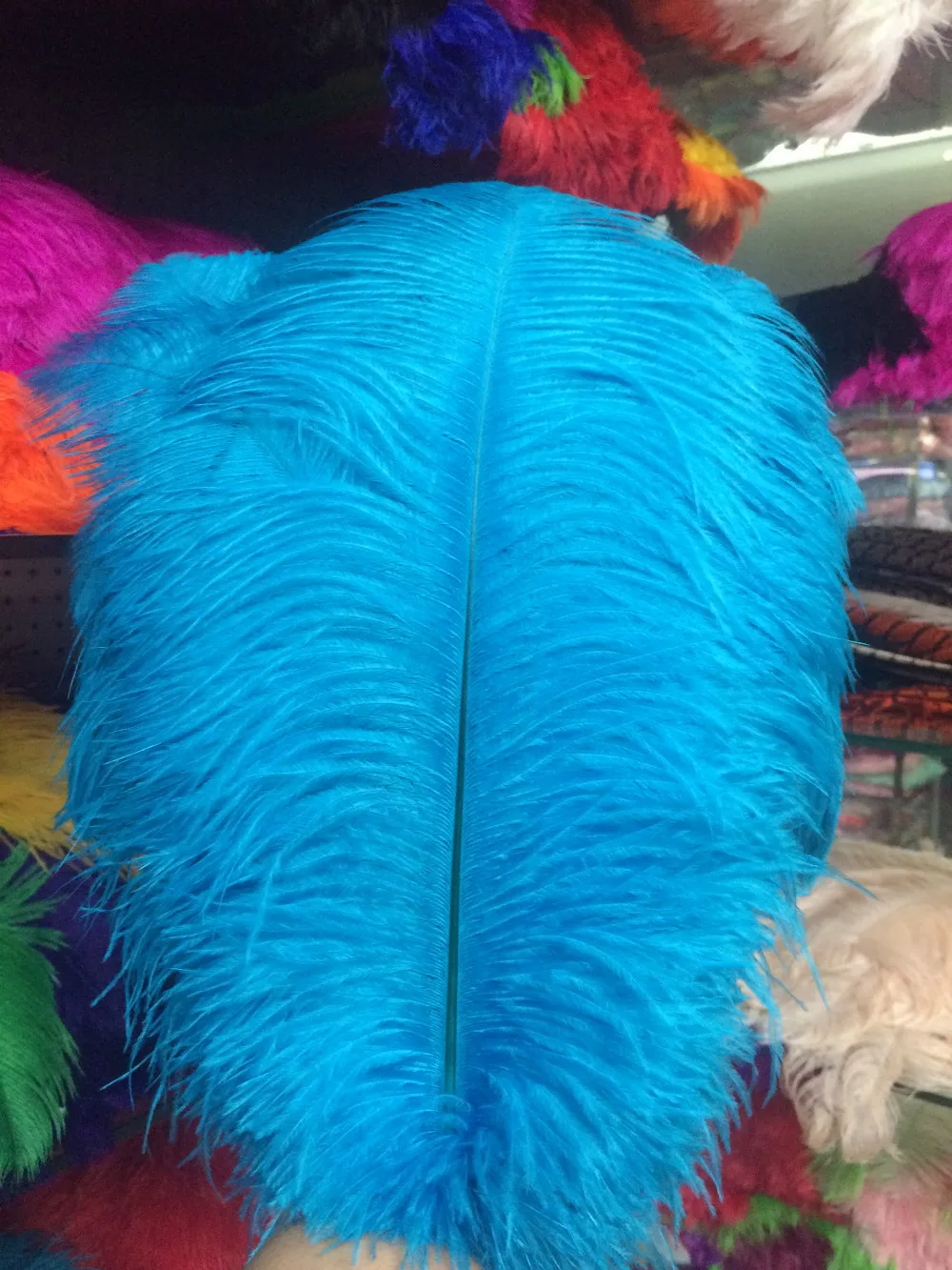 

China ZP factory 45 ~ 50 cm (18 ~ 20 inches) long 100 / batch blue large ostrich feathers wedding decoration