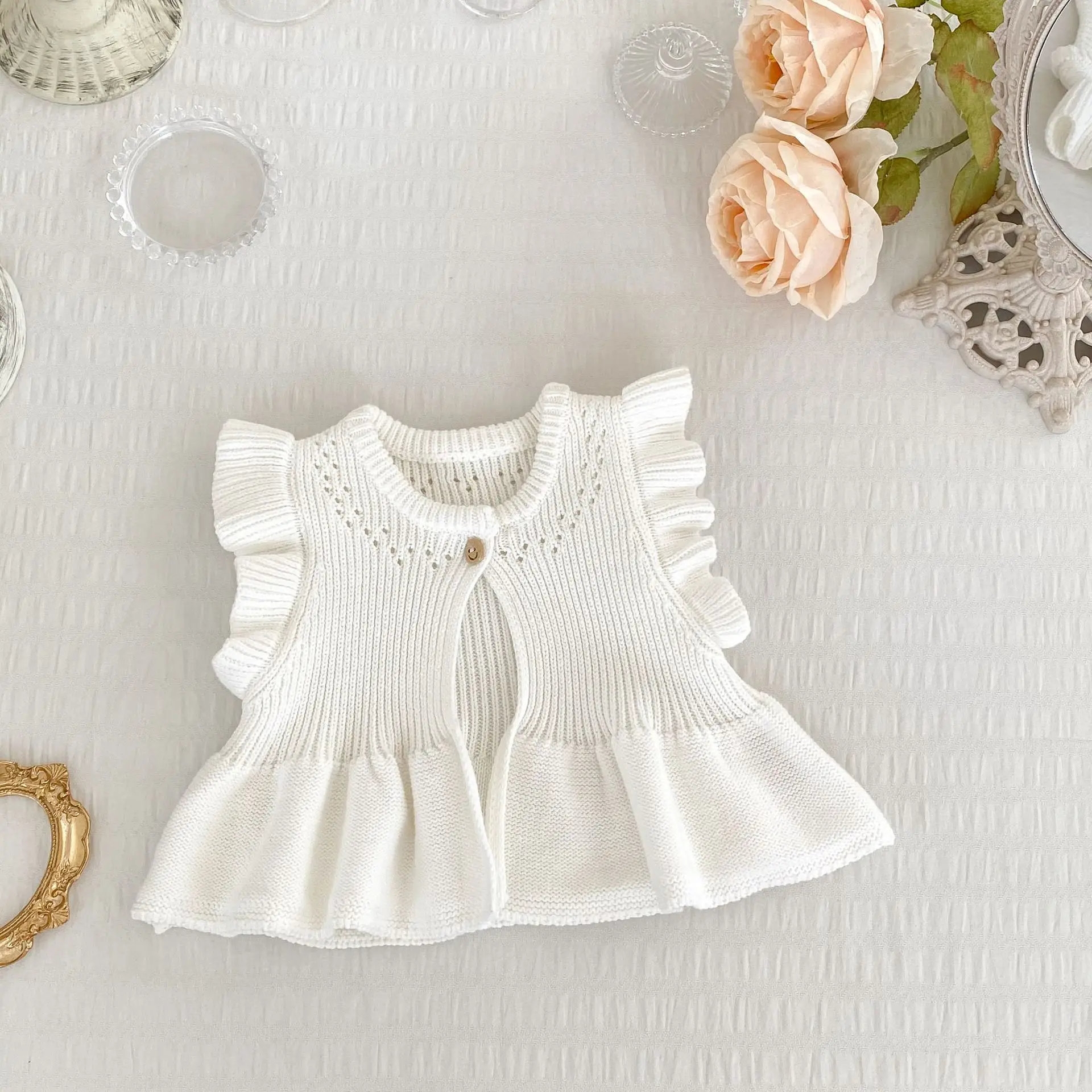 Autumn New Style 0-3 Years Old baby Clothing baby Girl Fashionable Hollow out Cute Flying Sleeves Knitted Wool Vest Coat