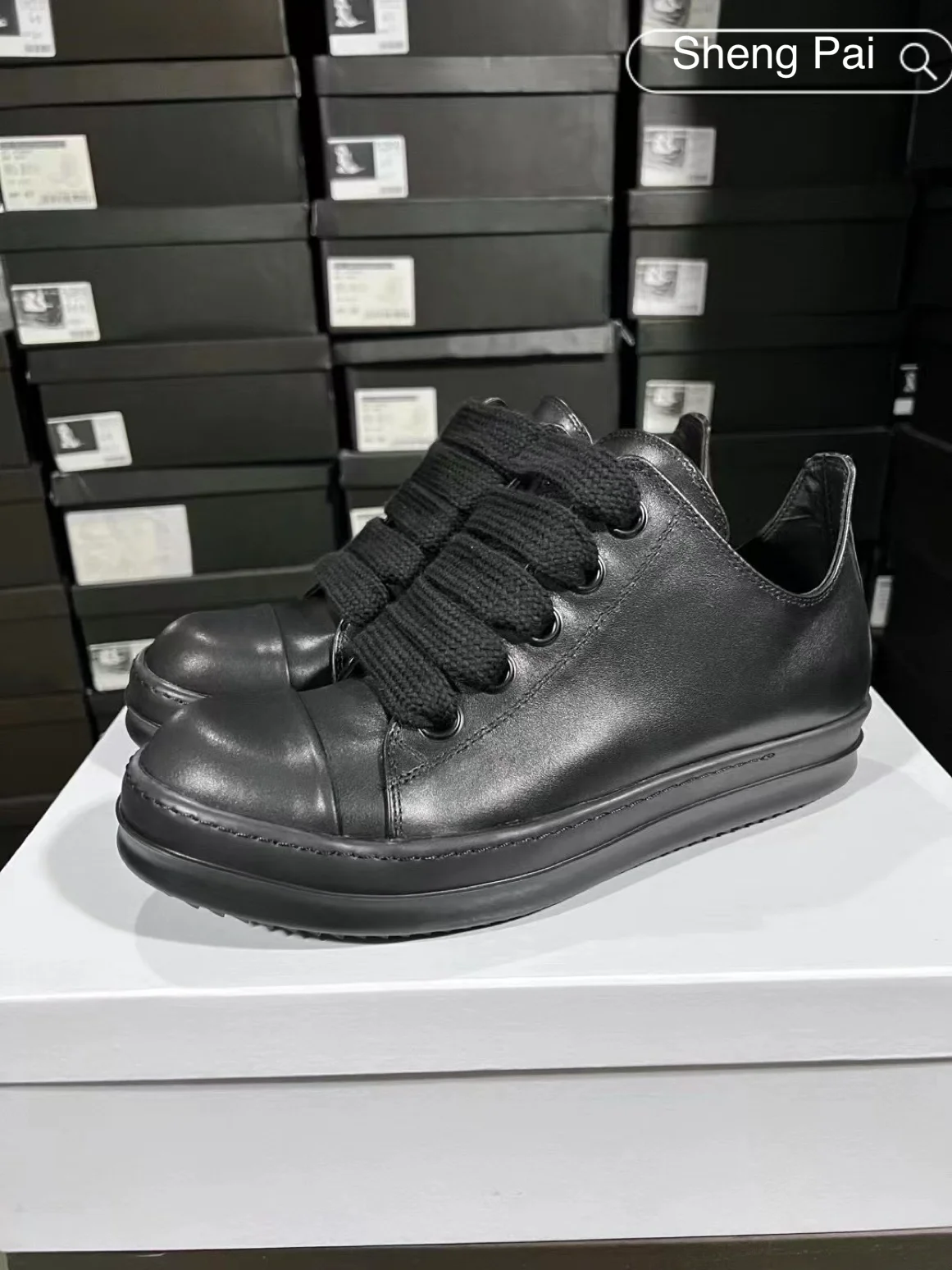 

Men's Flat Shoes Thick Laces Men's Casual Leather Shoes O-wen High Quality Women's Sneakers Lace Design Women's Ankle Shoe