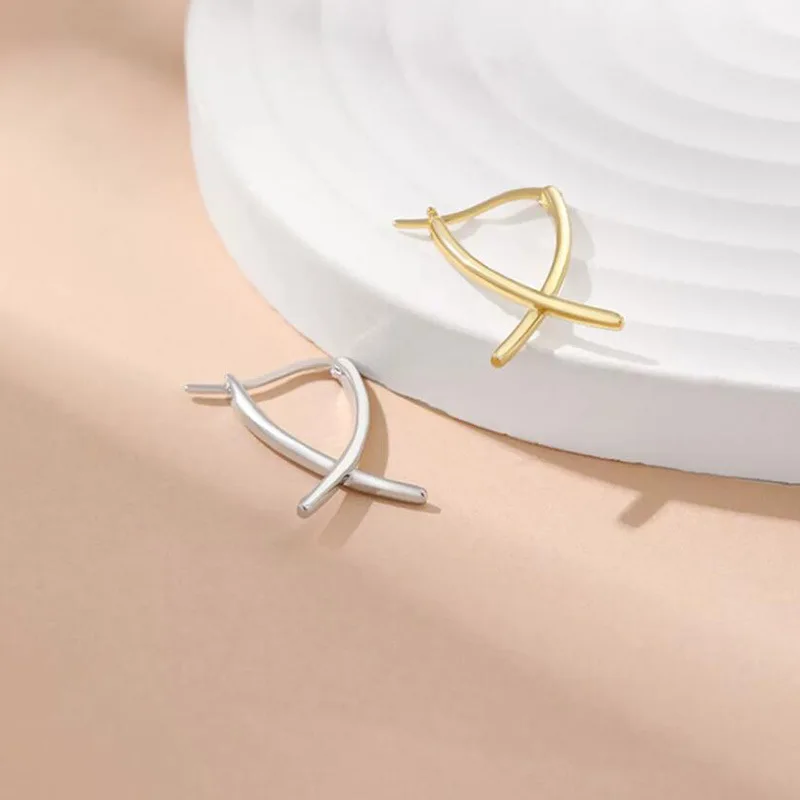 Designer Style Cross Lines Buckle Earrings For Women Trendy Simple Versatile Ears Accessories Jewelry Girl Gift Party Daily Wear