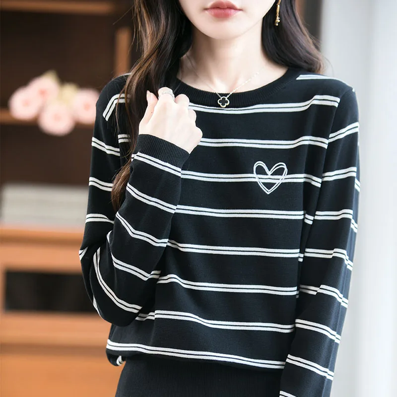 

2025 autumn and winter women's cashmere sweater striped sweater knitted top long sleeved sweater women's pullover sweater