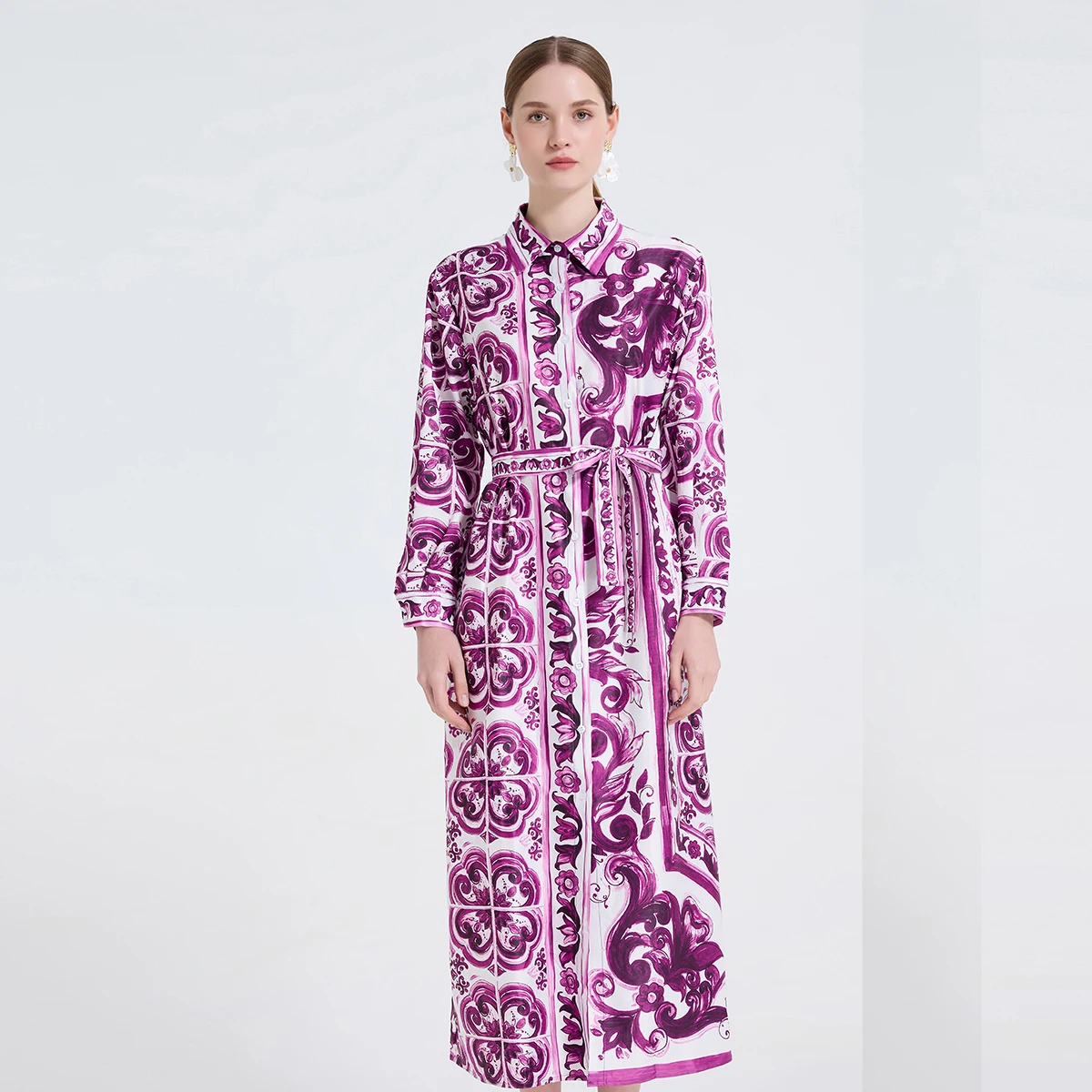 Runway – robe Maxi à fleurs pour femmes, chemise à manches longues, violet, bleu et blanc, imprimé porcelaine, ceinture, vacances, style Boho, printemps 2025