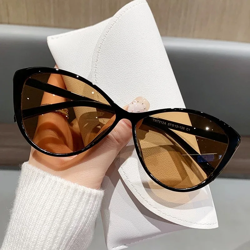 2025 Lady Cat-Eye Sunglasses High-End Acetate Petite Frame UV400 ProtectionWomen’s Shades Fashion Sunglasses