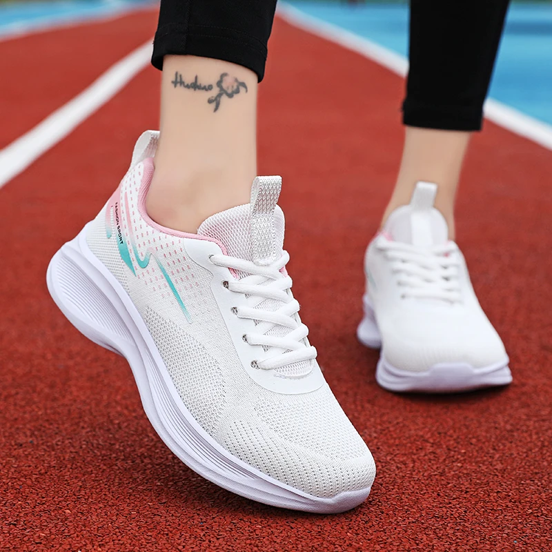 Running Shoes Women Four Seasons Soft Lightweight Casual Sneakers Ladies Non Slip Jogging Shoes Fashion Flying Woven Breathable