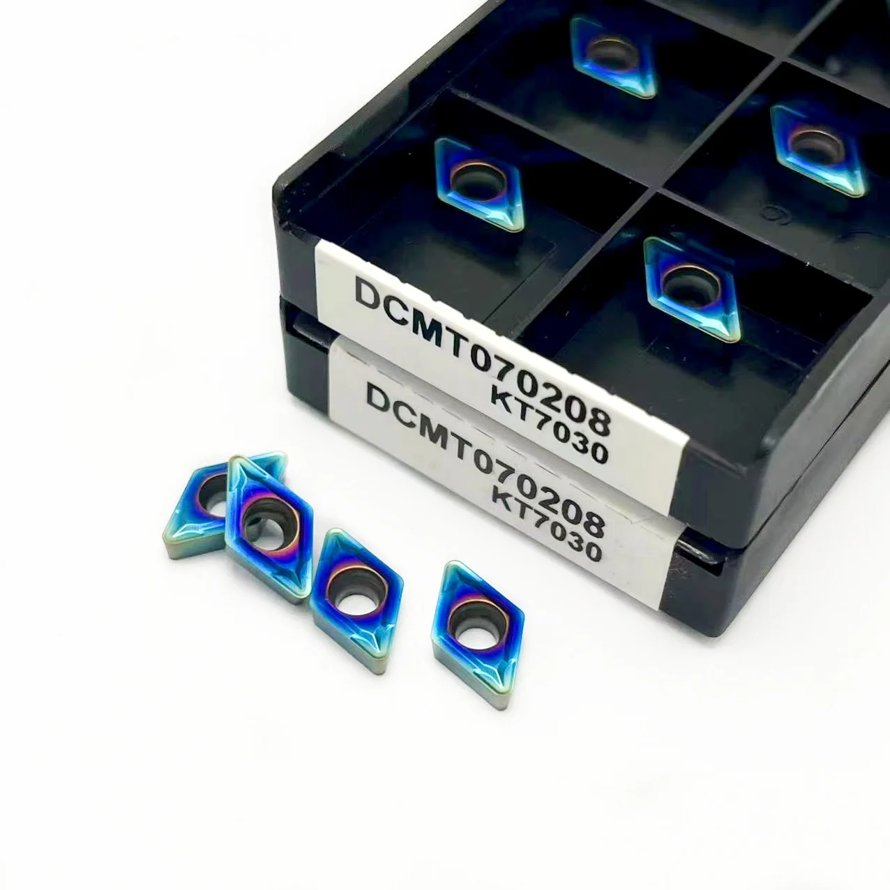 Nano-blue DCMT070204 KT7030 DCMT070208 inserti in metallo duro utensile per tornitura interna utensile per tornio da taglio con inserto per tornitura CNC di alta qualità
