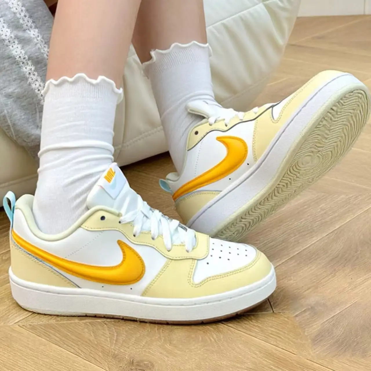 Zapatillas deportivas Nike Court Borough Low Recraft de caña baja, en color blanco y naranja, unisex, cómodas y versátiles, estilo Gs Campus, modelo Iq9796-171.
