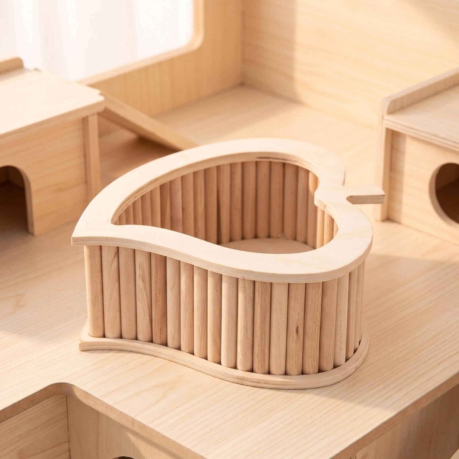 Hamster Sand Bath Easy to Clean Wooden Sand Bath Burrow Box Compact Litter Pan Sturdy for Hamsters