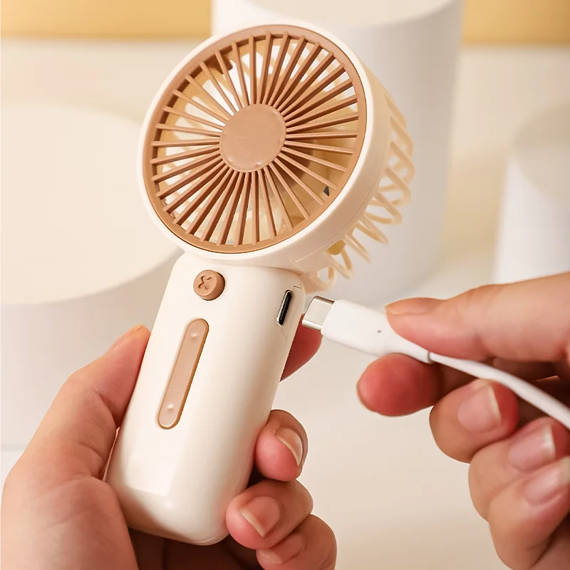-الحدود جنوب شرق آسيا الصيف المحمولة MiniusbFan في الهواء الطلق المدمجة والمحمولة 7No. مروحة صغيرة تعمل بالبطارية الجافة