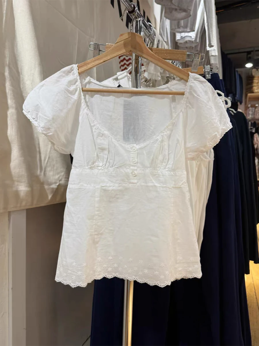 

Floral Embroidery White T-shirt Women Three Buttons Square Collar Cotton Puff Sleeve Tees Summer Solid Sweet Cute Shirt Y2k Tops