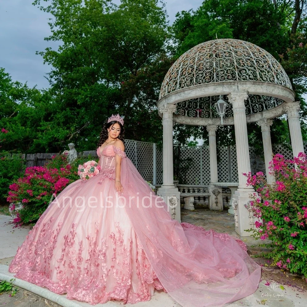 Angelsbridep personalizado rosa vestido de baile quinceanera vestidos 2025 miçangas com capa espartilho vestido de festa de aniversário de 15 anos