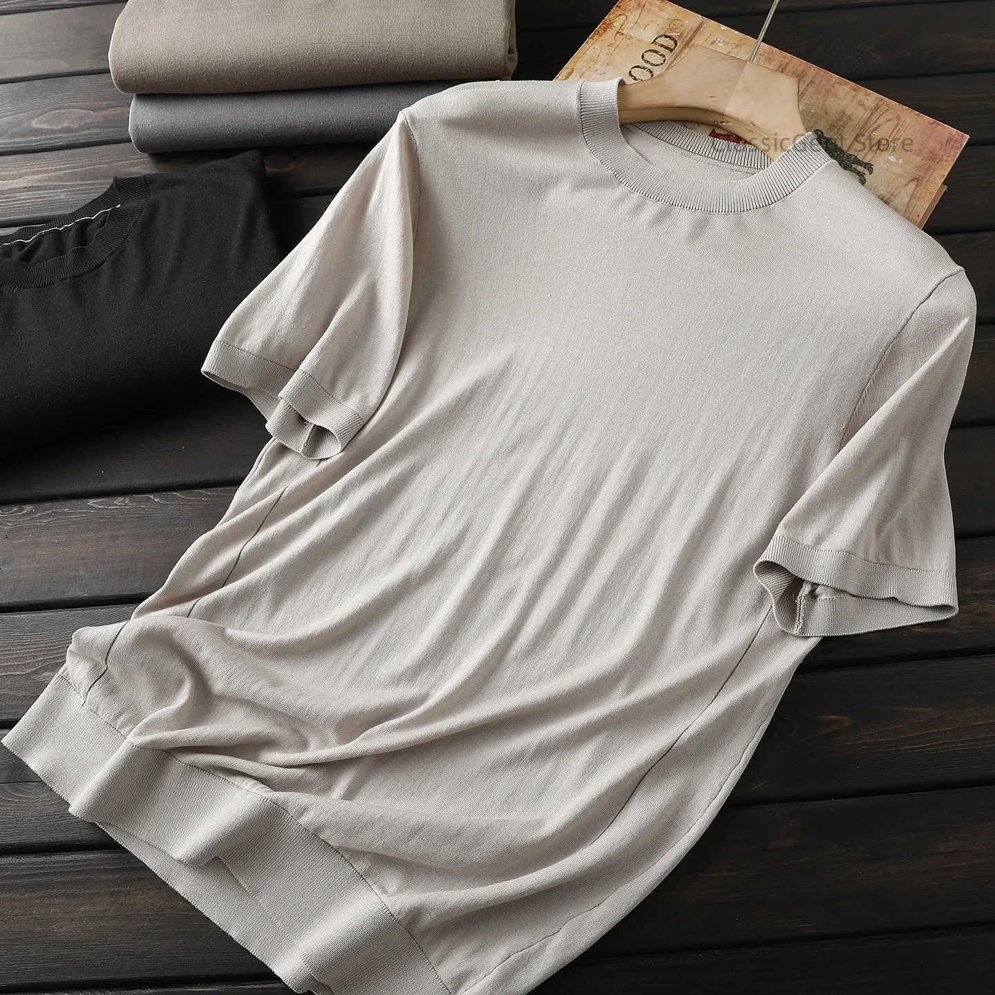 

Italian Summer Soft and Comfortable Men's Crew Neck Knitted Short Sleeve T-Shirt