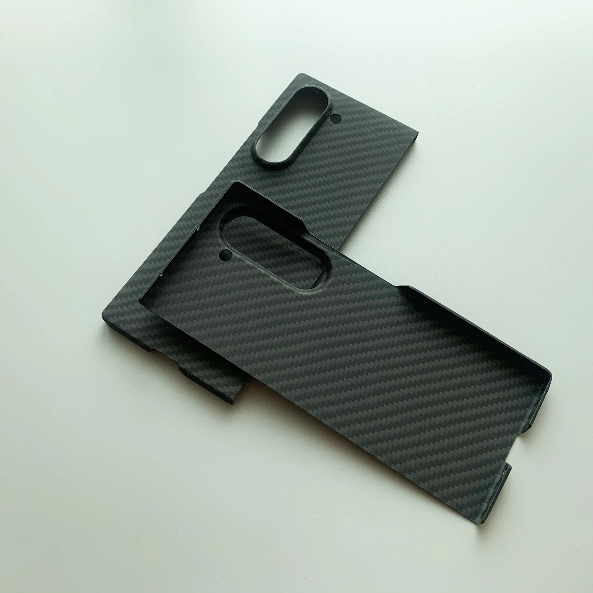 Carbon fiber protective case, suitable for Samsung Z Fold6 folding screen, Kevlar mobile phone case, Z Fold6 all-inclusive case.