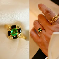 Foydjew French Style Vintage Jewelry Luxury Artificial Emerald Rings For Women Temperament Black Epoxy Resin Golden Banquet Ring