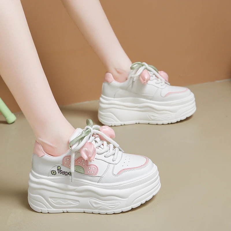 

8 CM Women Platform Sneakers Casual Outdoor Simple Design Skateboard Comfortable Lace Up Sneakers Running Sports Shoes Female