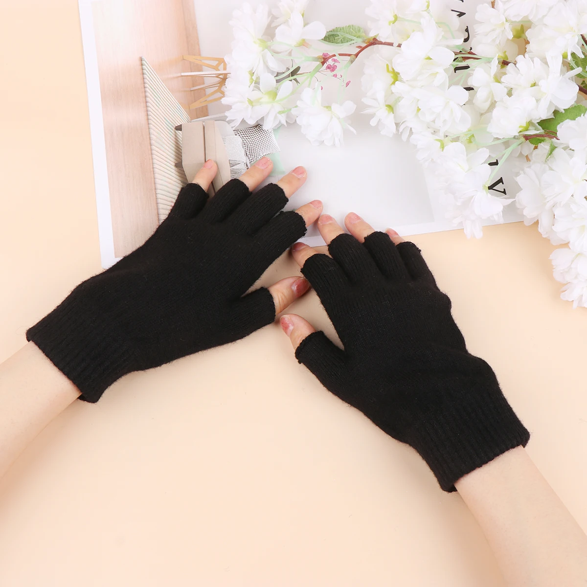 

Half-finger Gloves Black Ladies Warm Woolen Winter Mittens Fingerless for Cold Weather Stylish Comfortable Breathable