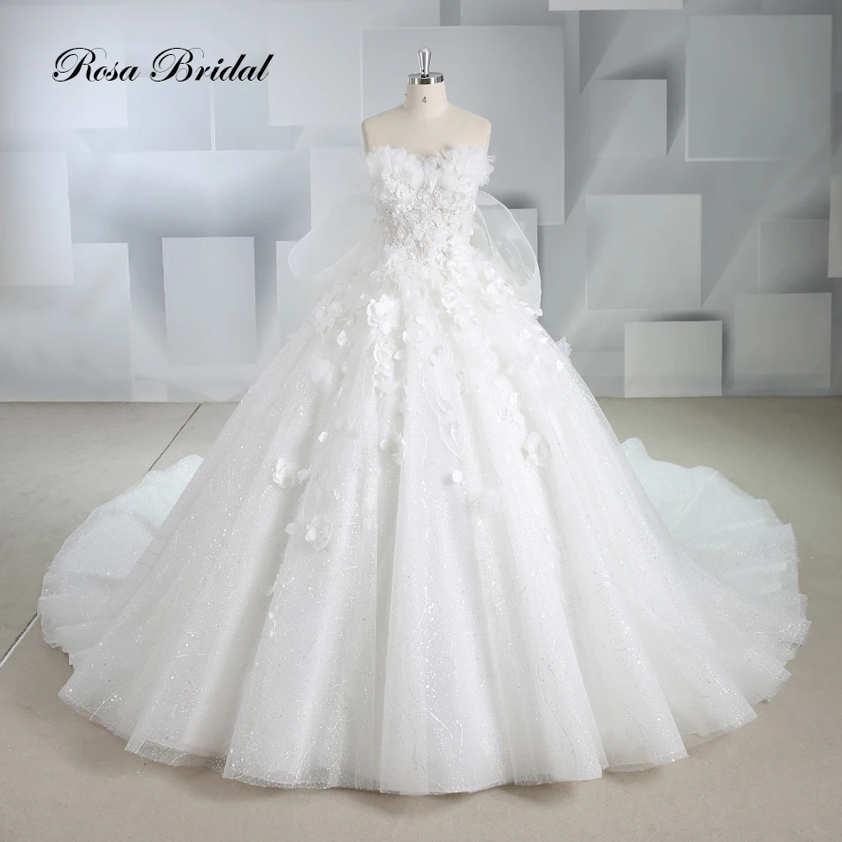 

Romantic Strapless 3D Flower Lace Beaded Wedding Dress