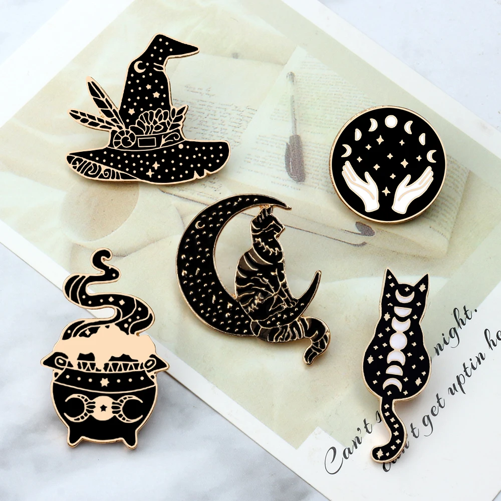 3-6 pz/set Cartoon astronauti spille smaltate Punk Dark Witch Cat spille farfalla tazza da tè distintivi per gattini Banner Slogan Pin Jewelry