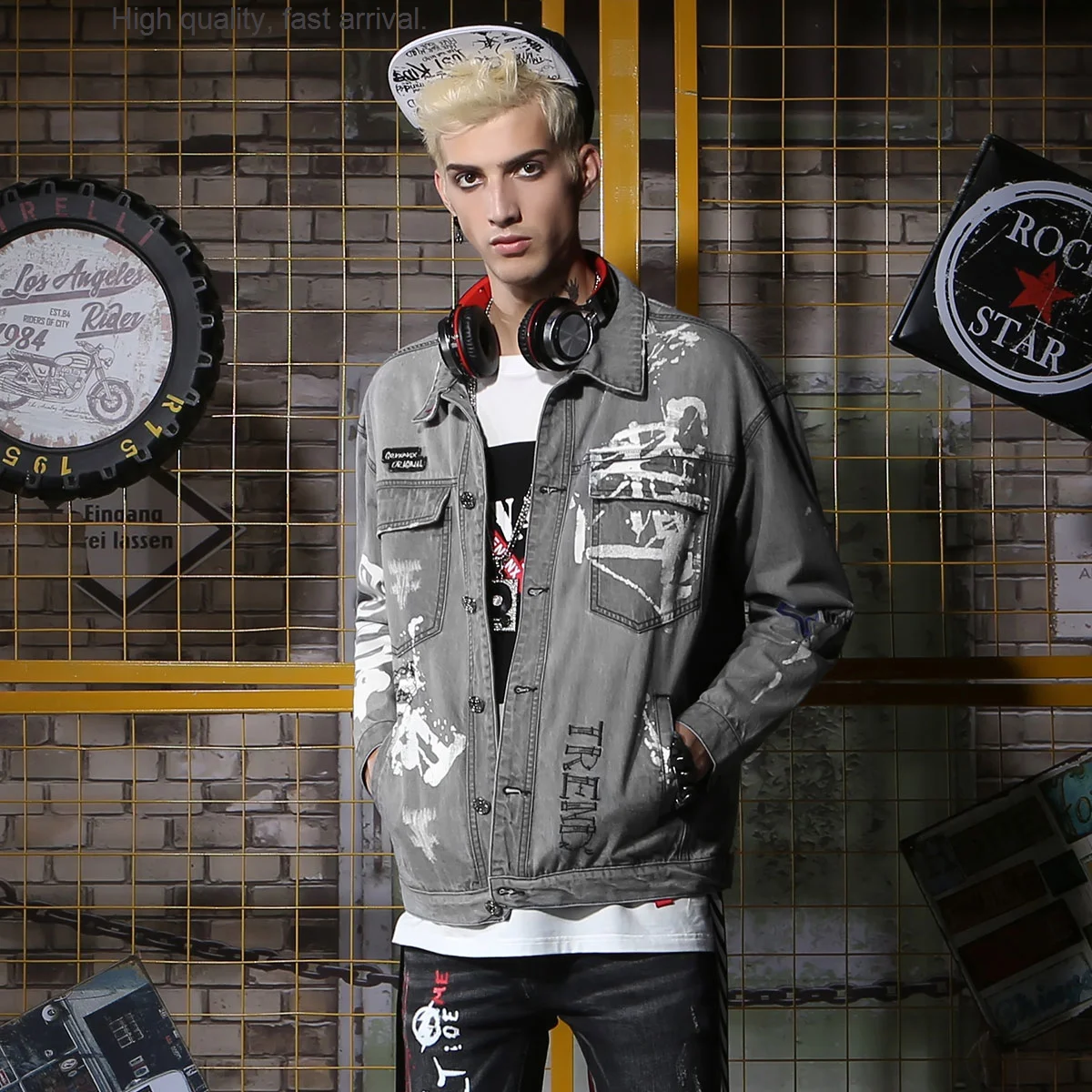 Fashion Brand Lightning Denim Clothing Light Gray Short Denim Personality Simple Coat Men Handsome winter jacket men