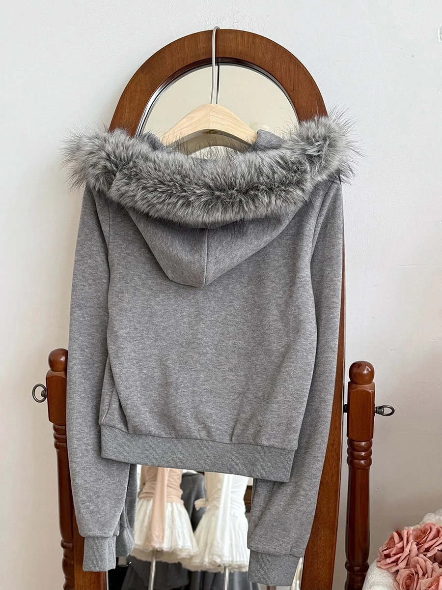 سترة نسائية بغطاء للرأس بسحاب من REDDACHiC مع غطاء محرك السيارة وجيوب من الفرو الصناعي وأكمام طويلة سترة قصيرة ضيقة ملابس رياضية كورية للخريف