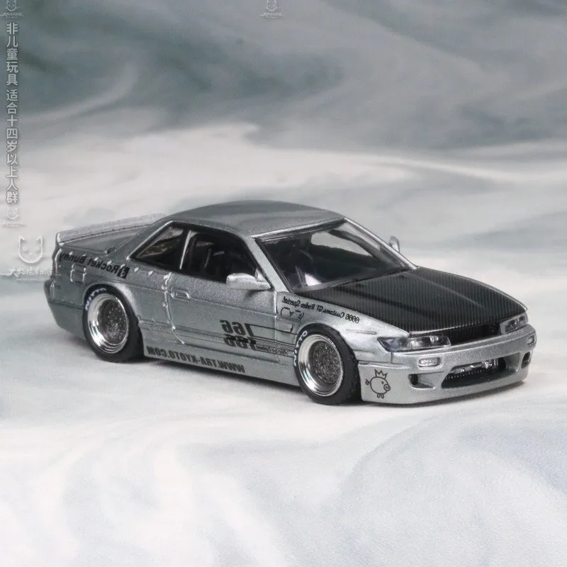 INNO 1:64 SILVIA S13 V1 Rocket Rabbit bunnymodified alloy car model static display collection gift