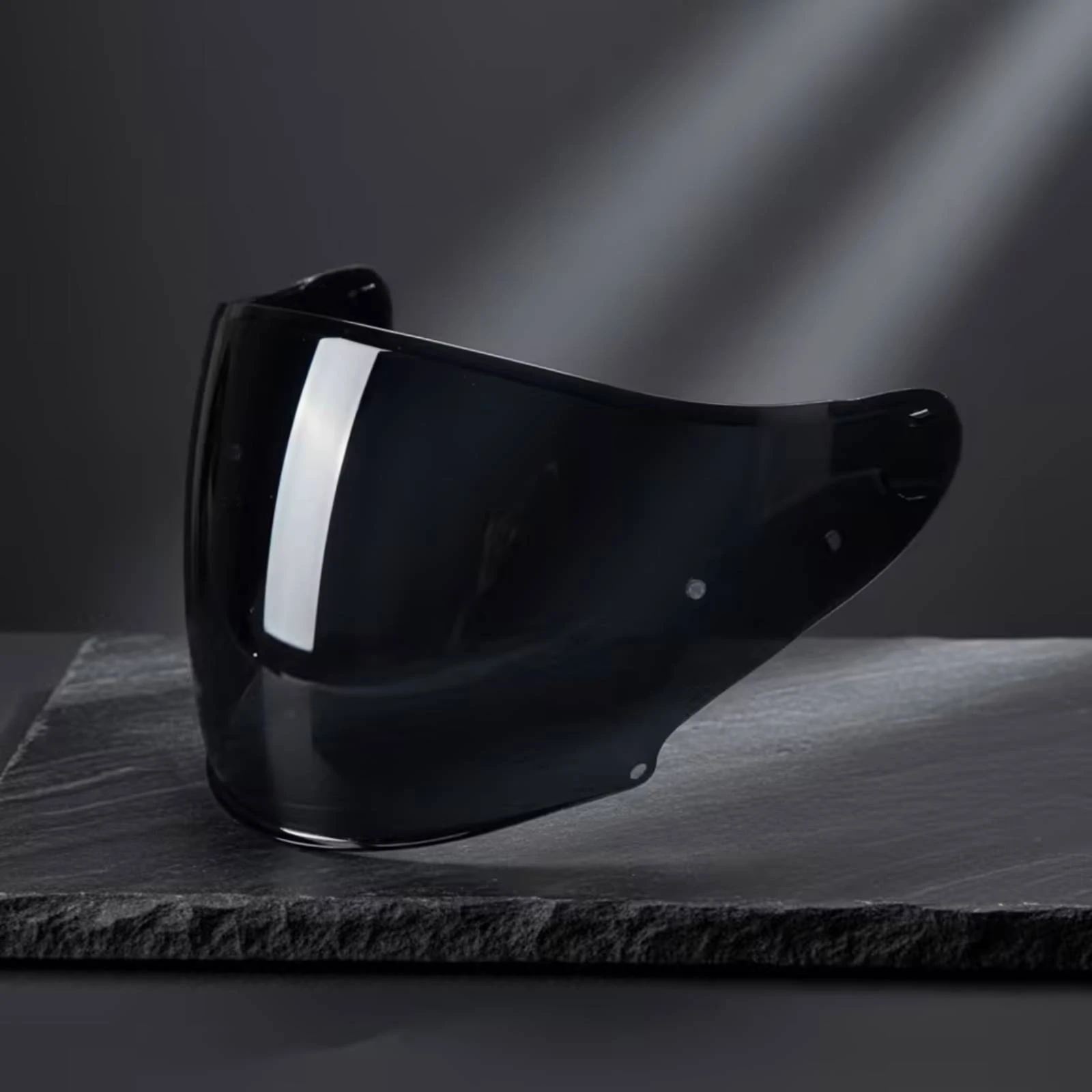 Replacement Visor with Mounting Holes Transparent Replacement Visor Helmet Visor Windproof Protected for Motorcyclists