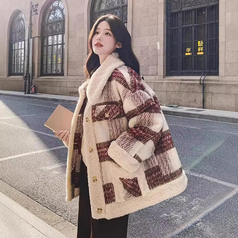 

Lamb Wool Jacket Elegant Woman Night Evening Nighttime Nocturnal After-Dark Twilight Dusk Sundown Sunset Eventide Gloaming Girls