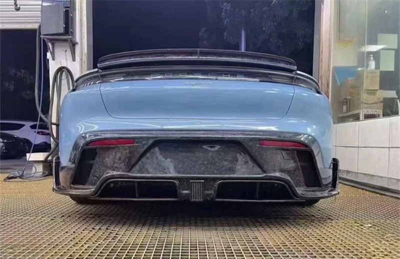 ポルシェタイカン 2019 2020 2021 2022 ReaI カーボンファイバーバンパーリアリップスポイラーキット