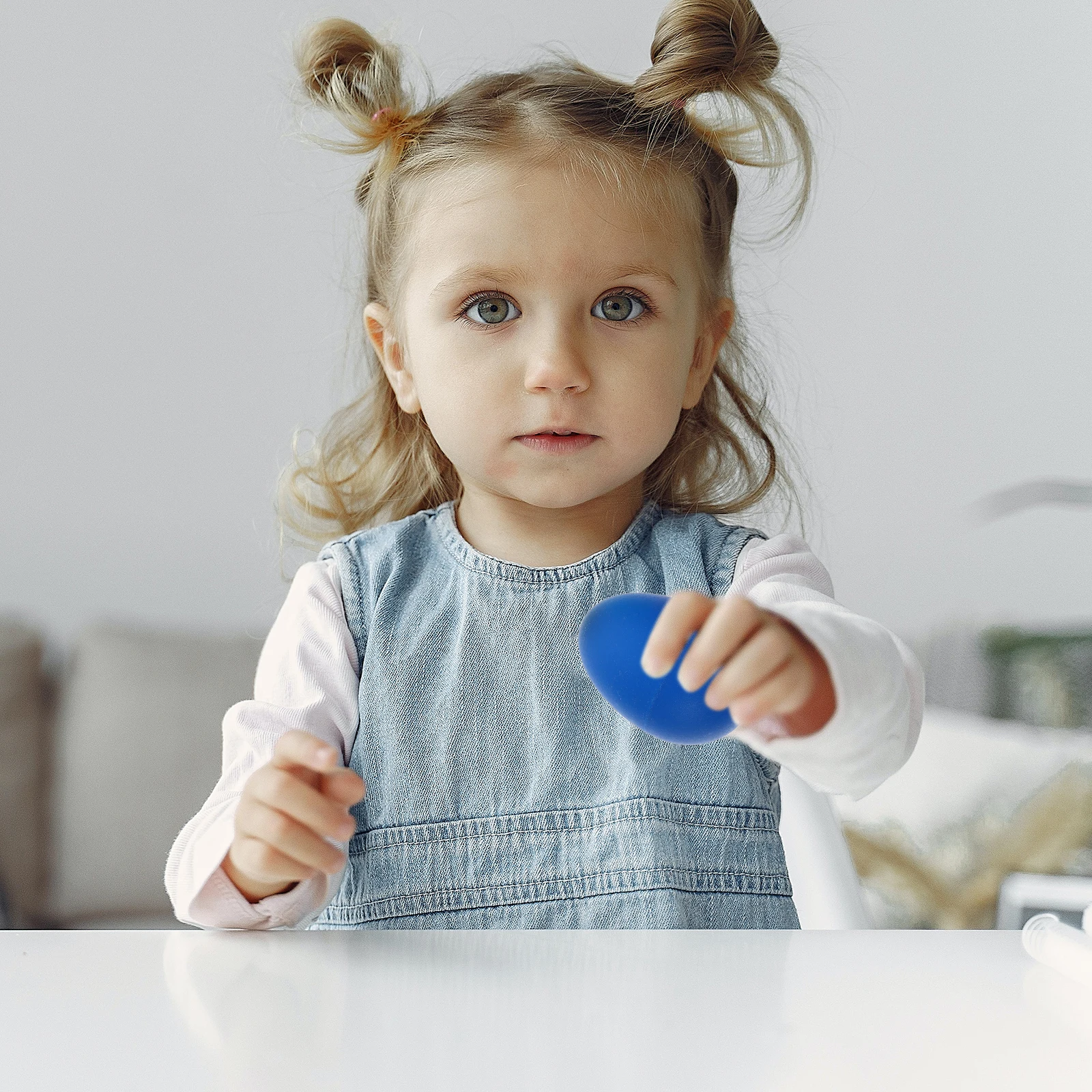 

4pcs Plastic Percussion Egg Shakers 5.7X4Cm Green Blue Yellow Musical For Classroom Music Party Favors Instrument