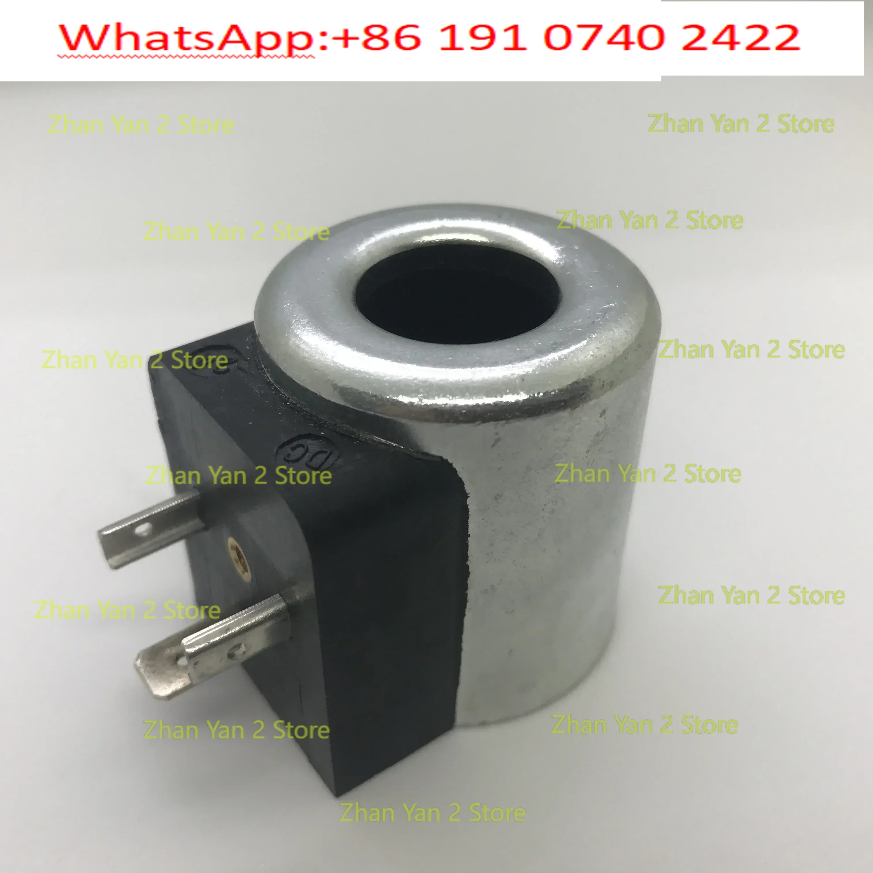 1PCS Excavator solenoid valve, hydraulic pump solenoid valve coil 24V30Ω inner diameter 18 high 40