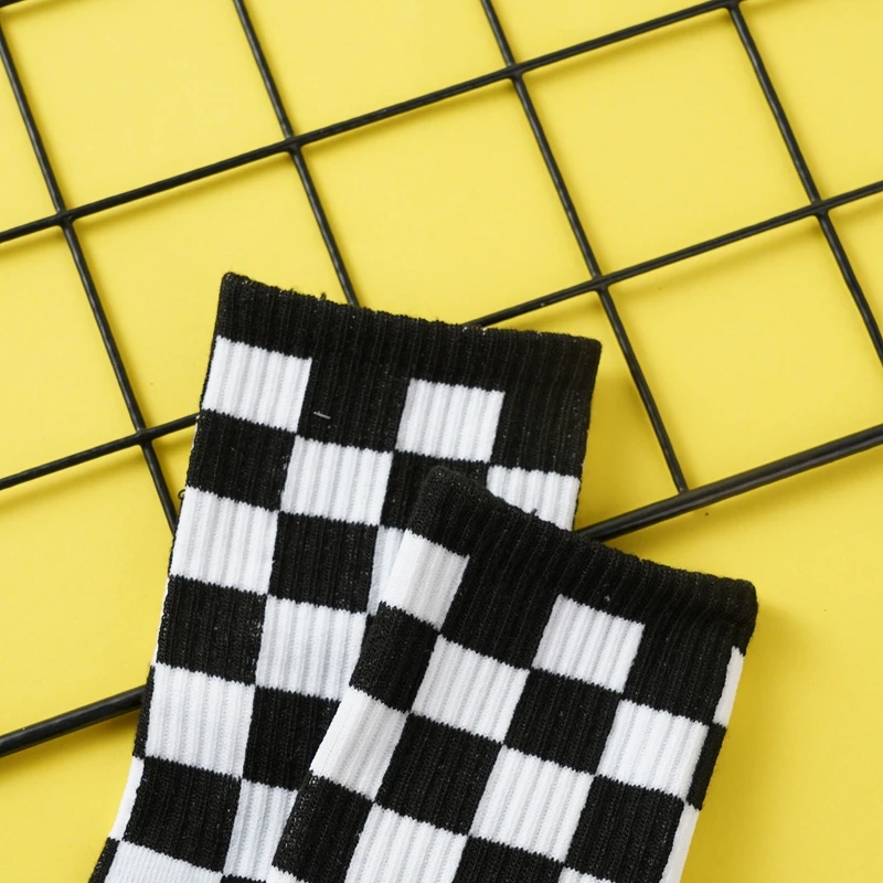 Children Socks Checkboard Harajuku Street Fashion Black White Squares Pattern Plaid Novelty Funny Cotton Sock For Boys and Girls