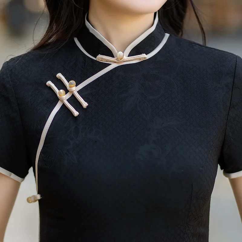 ผู้หญิง Jacquard ซาติน Cheongsam ฤดูร้อนแขนสั้น Qipao เซ็กซี่ Slim Vestidos Elegant สไตล์จีน