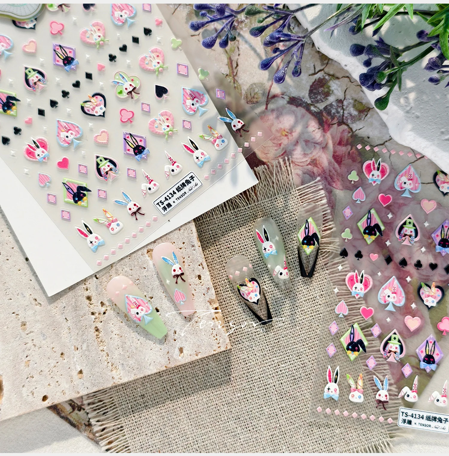 สติกเกอร์ตกแต่งเล็บลายกระต่ายสีดำ ไพ่โป๊กเกอร์ กระต่ายผูกโบว์ ลายตารางสีชมพู สัตว์ รถฟักทอง ดวงอาทิตย์ นก ม้า ดาว