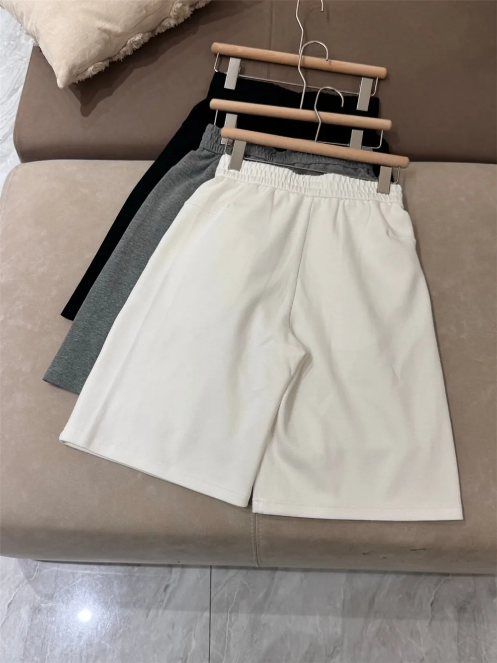 25 新しい女性の高品質ネイルビーズコットンカジュアルでファッショナブルな多用途ハイウエスト弾性ショーツ