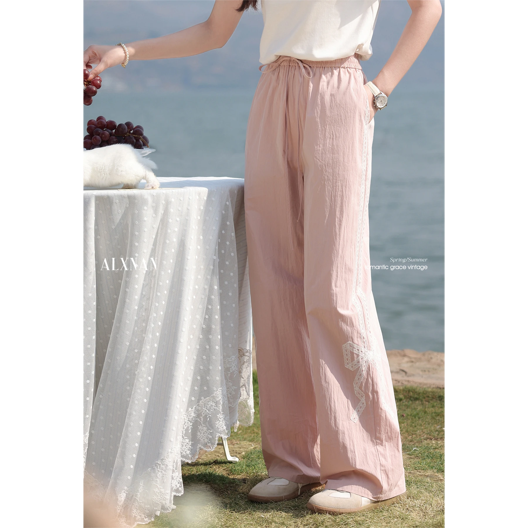 

ALXNAN Women's Pink Pants 2025 Summer Elegant Wide-leg Long Pants Lace Design Casual Elastic Waist Female Baggy Trousers L55511