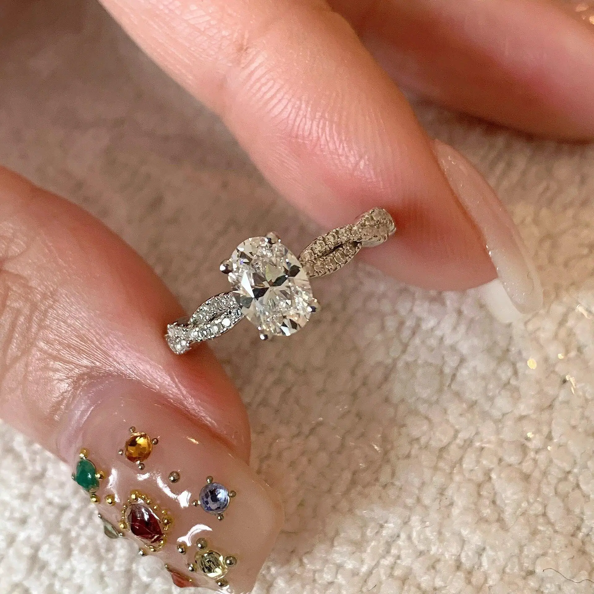 

Rings Oval 925 Silver Moissanite CZ Engagement Ring Rhodium Plating Inlay Setting Engagement Rings for Women