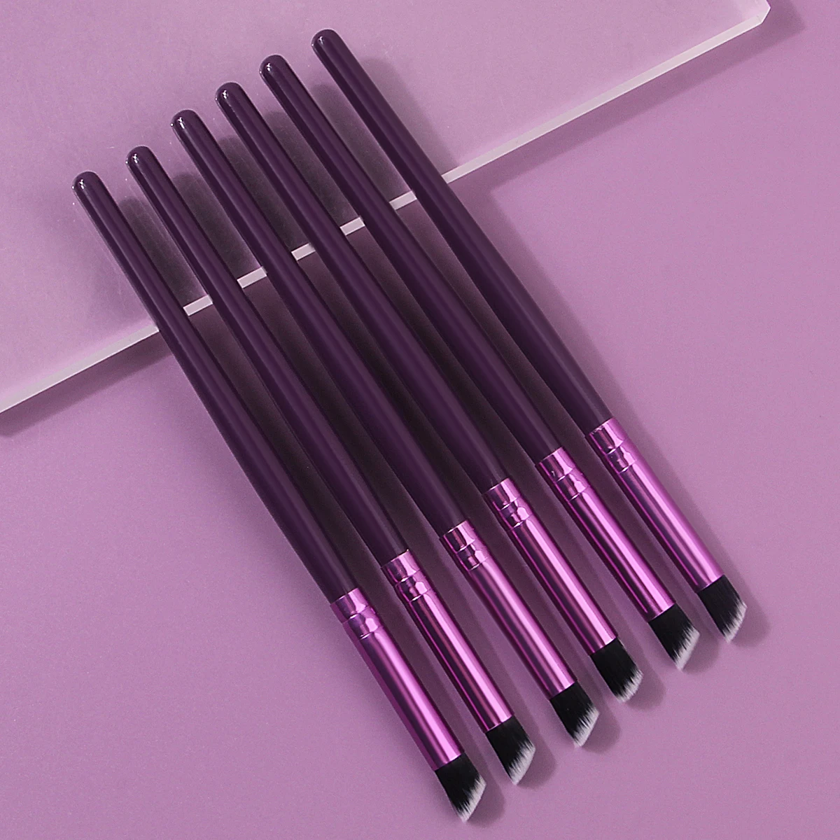 ชุดแปรงแต่งหน้ามุม 6 ชิ้นแปรงอายแชโดว์แปรงรอยเปื้อนแปรงคิ้ว high-end ด้ามไม้แปรงแต่งหน้าผมนุ่มเครื่องมือความงาม