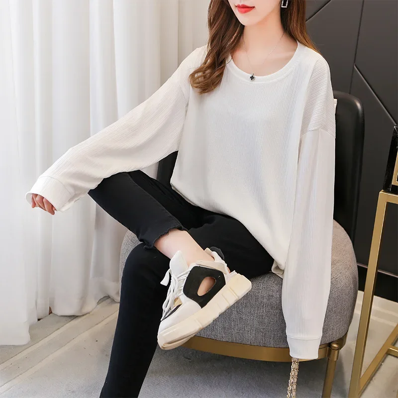 

Texture Round Neck Long Sleeved T-shirt Loose Top
