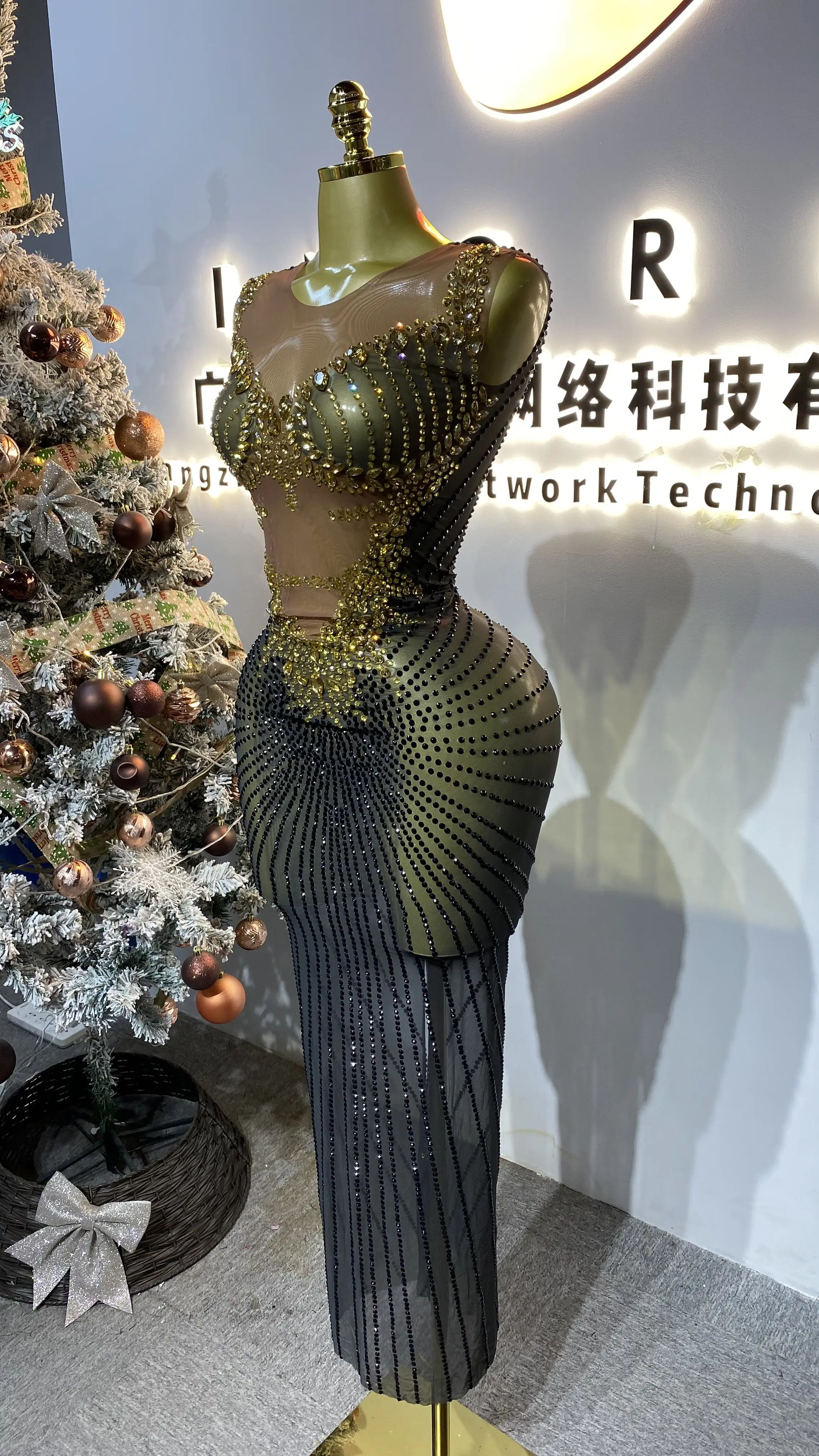 High-quality new beaded dress with rhinestones and crystals, sexy women's dress for prom and club parties.-GZXX356