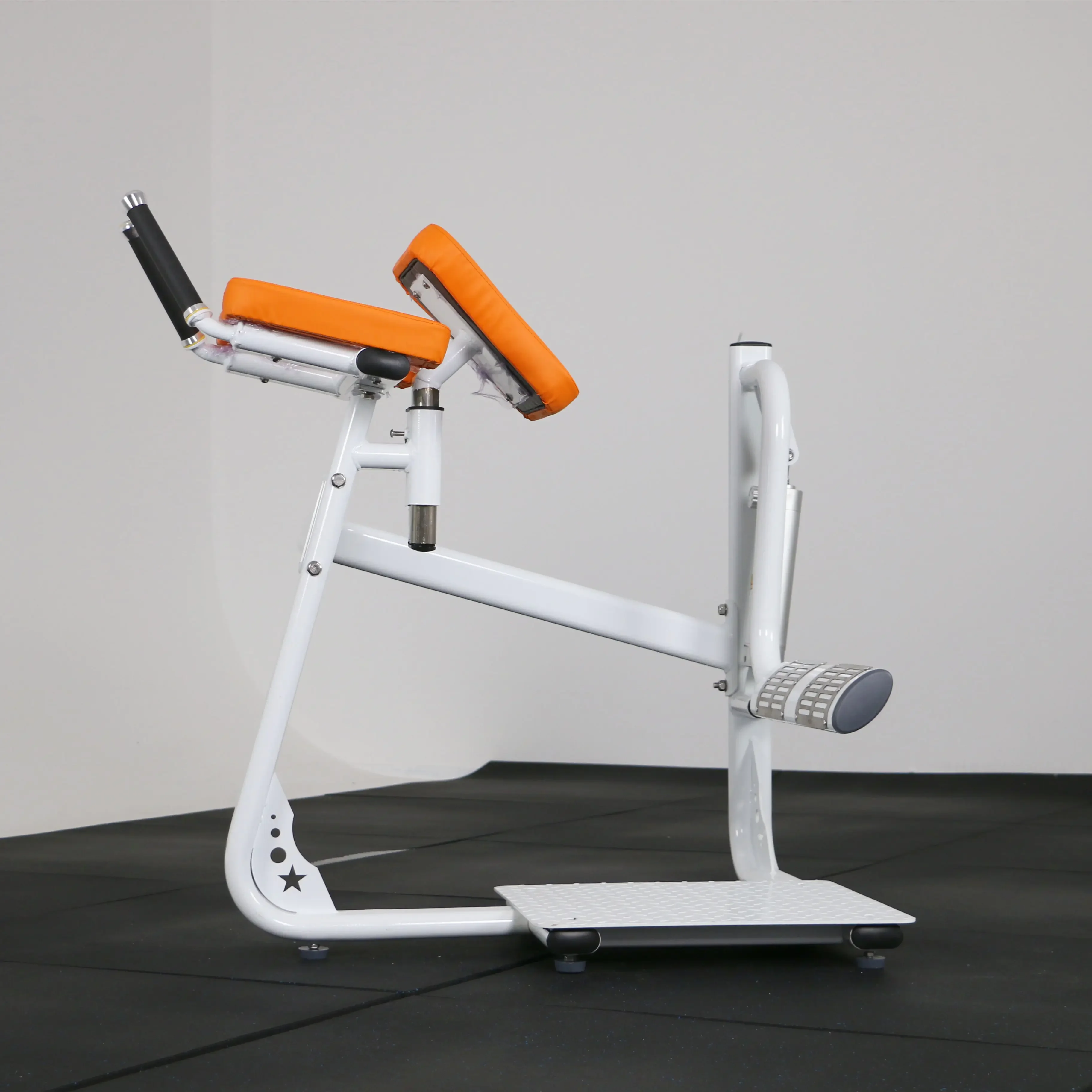 Profesjonalne sprzęt do siłowni, rehabilitacyjny hydrauliczny izolator gluteów.
