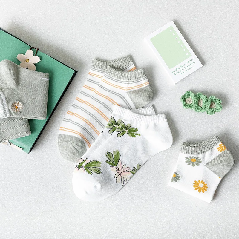 5 Pairs/lot Elegant Funny Cute Cotton Girls Vintage Flowers Short Female Low Cut Ankle Green Leaves Socks Summer Spring Women