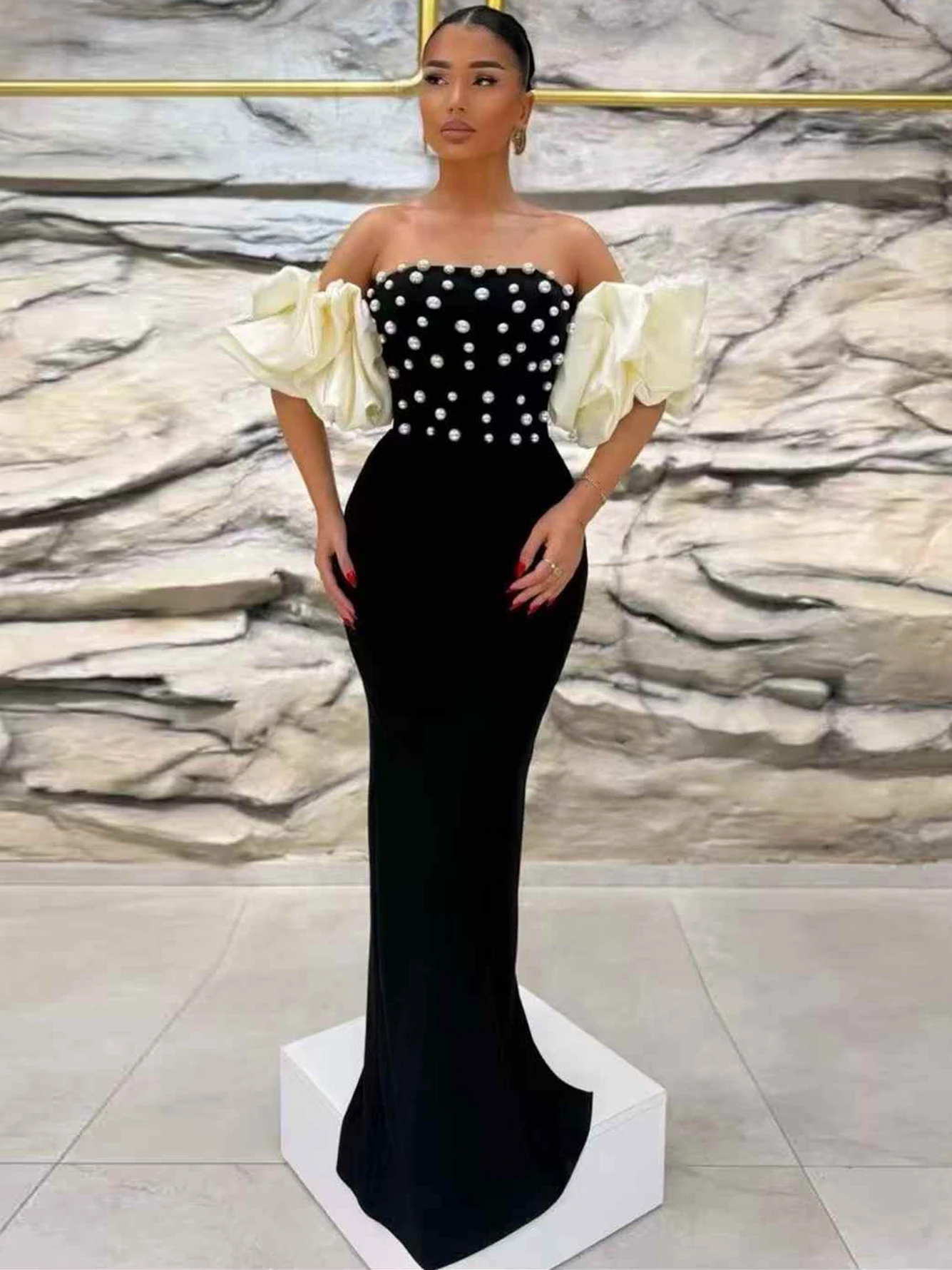 

High Quality Women'S Black Sexy Off Shoulder Lotus Leaf Sleeves Luxurious Pearl Slim Bandage Maxi Dress Elegant Party Dress