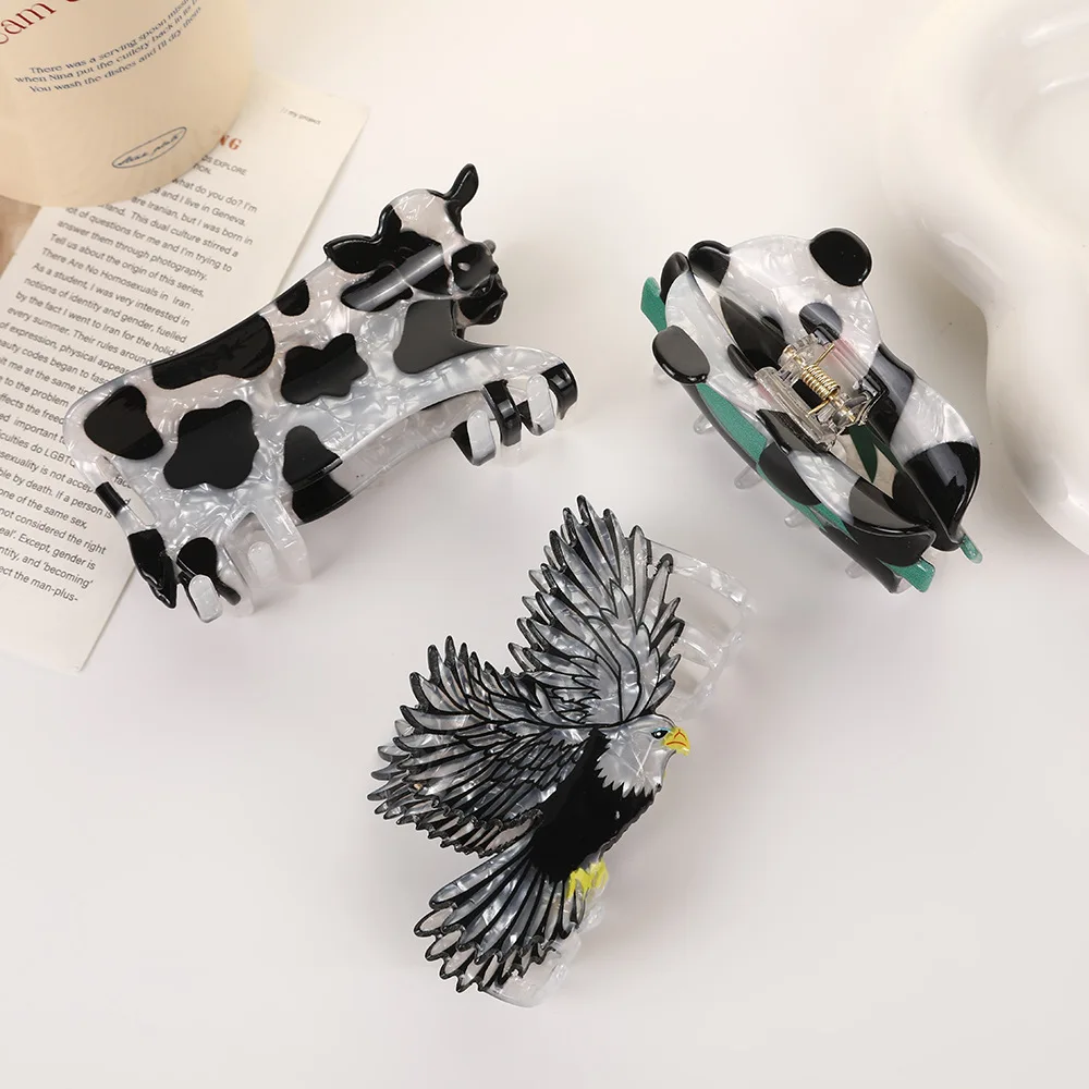 

DS New Style Animal Cow Eagle Hair Claw Acrylic Claw Clips Cute Cartoon Animal Series Crab Hair Clips for Women Hair Accessories